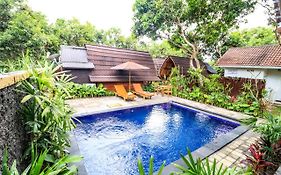 Kubu Kak Dudung Villas